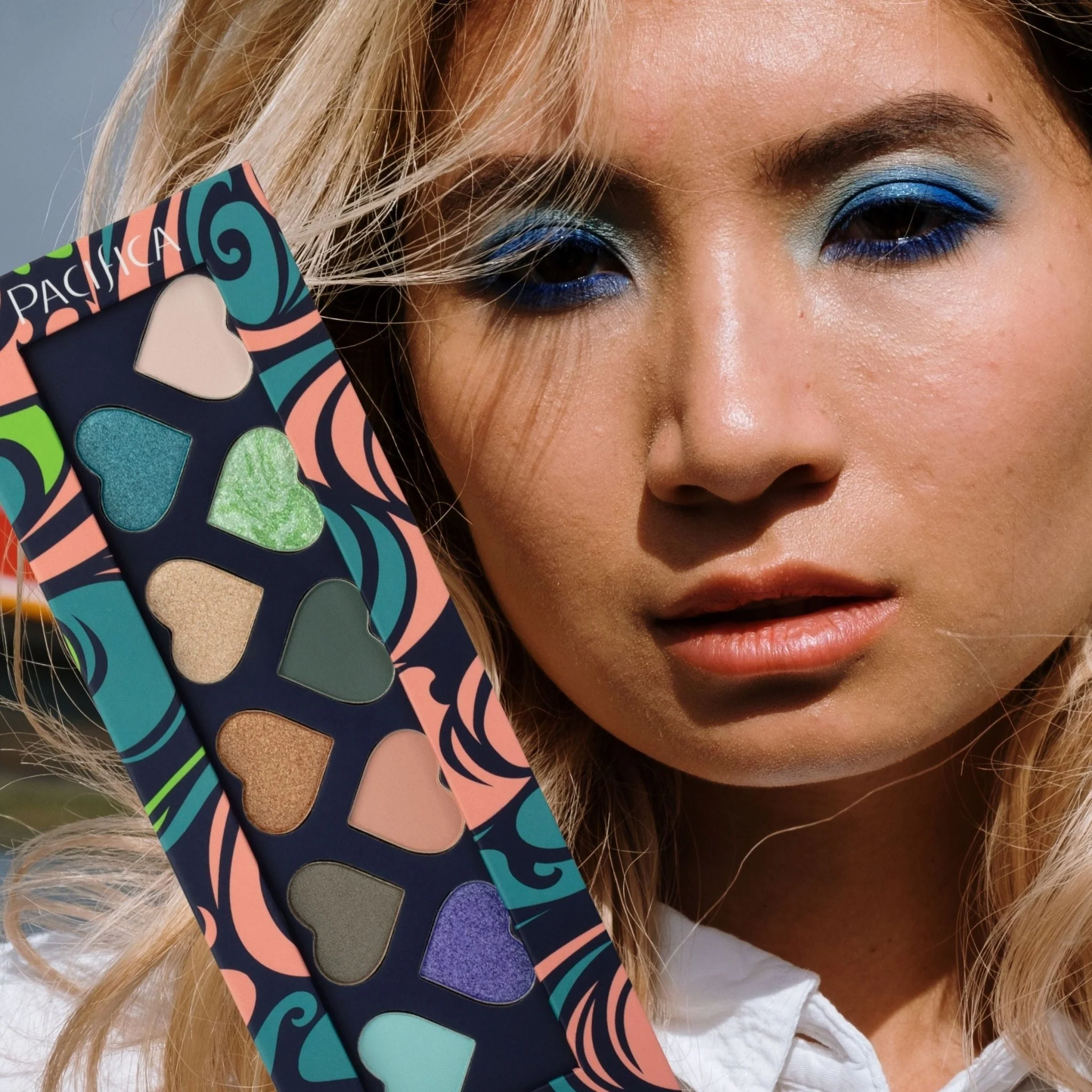 Waikiki Eye Shadows Palette - Image 12